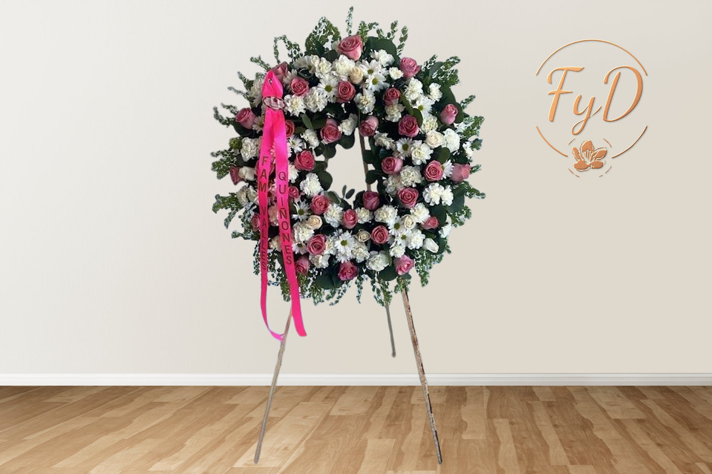 Corona funebre de 36 rosas y complemento