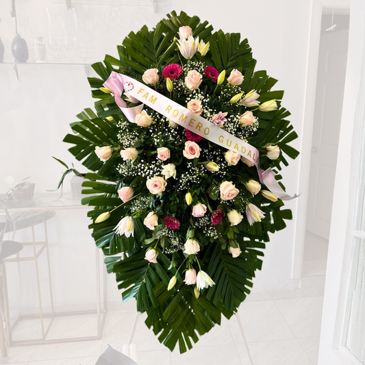 Corona de 25 Rosas, Ave de paraíso o gerberas y orientales.