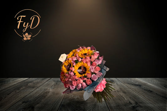Bouquet de flores con 100 rosas y girasoles