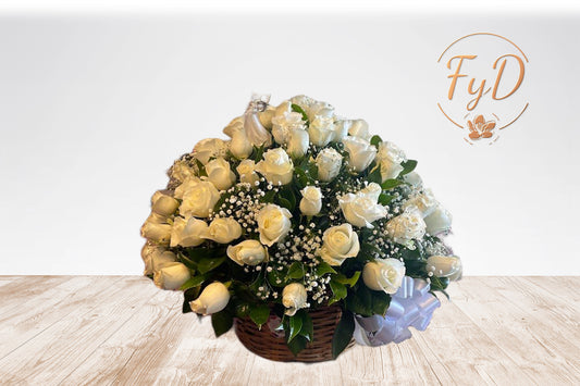 Canasta Floral de 100 rosas