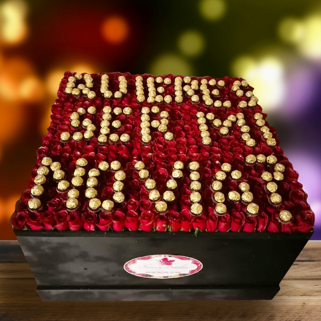 Caja "¿Quieres ser mi novia?" con 500 rosas y chocolates